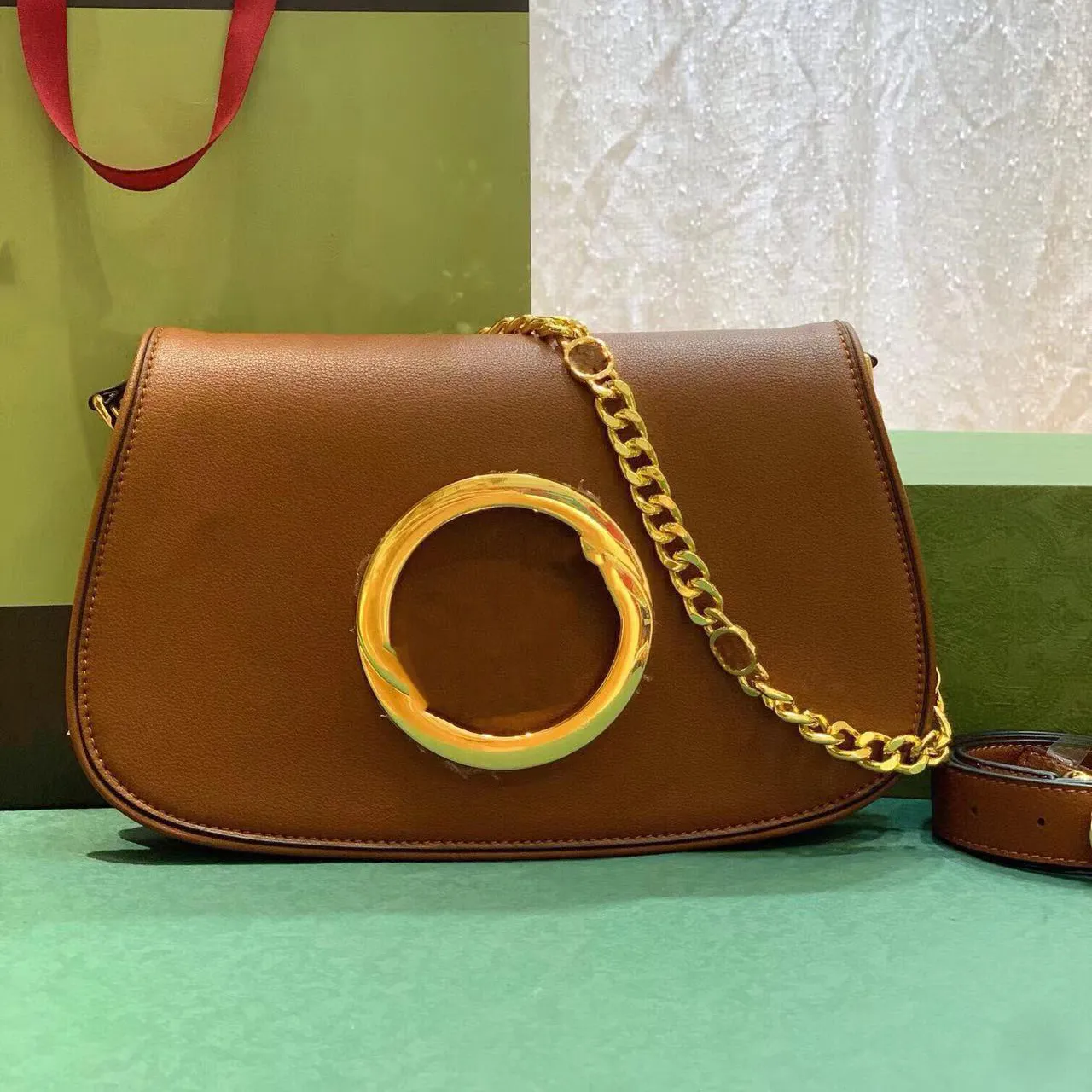 Evening Bags Round Interlocking G chian bag Blondie Shoulder bag ophidia handbag Designer women Crossbody Bags lady sacoche luxury leather bags 699268, Black
Evening Bags Round Interlocking G chian bag Blondie Shoulder bag ophidia handbag Designer women Crossbody Bags lady sacoche luxury leather bags 699268, Black