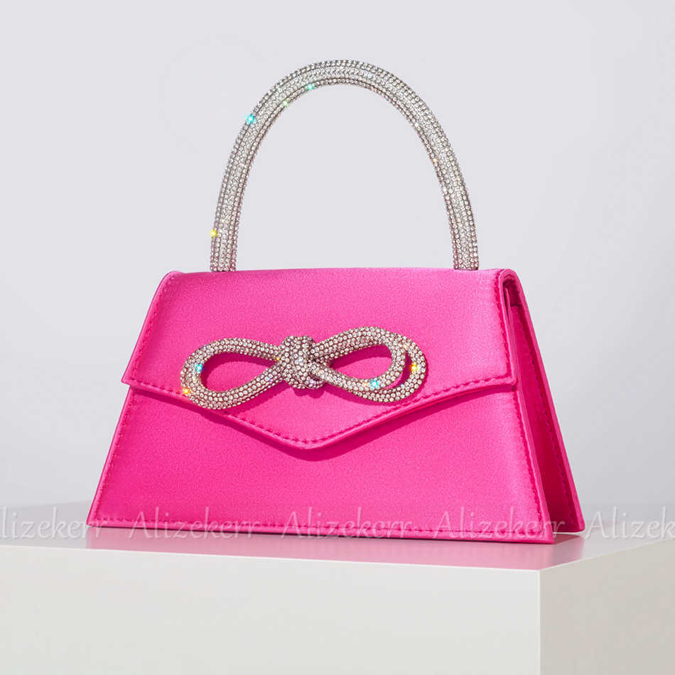 Shoulder Bag Rhinestone Bow Satin Handbags Elegant Boutique Crystal Top Handle Evening Clutch Purses Chain Crossbody Wedding Party 230509, Silver
Shoulder Bag Rhinestone Bow Satin Handbags Elegant Boutique Crystal Top Handle Evening Clutch Purses Chain Crossbody Wedding Party 230509, Silver