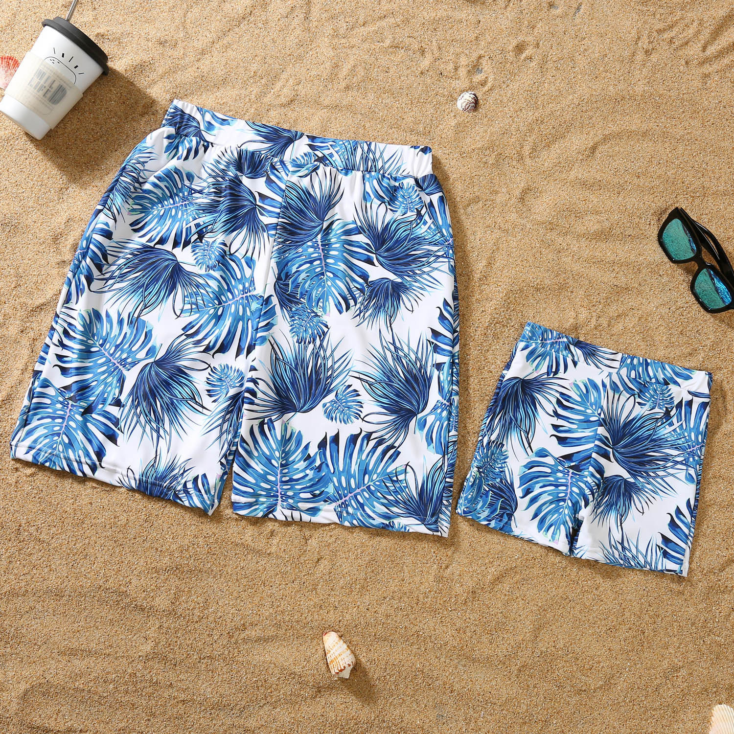 Family Matching Outfits Summer Swimsuit Swimwear Two Pieces Bikini Set est Printed Ruffles Bathing Suits Look Sets 230512