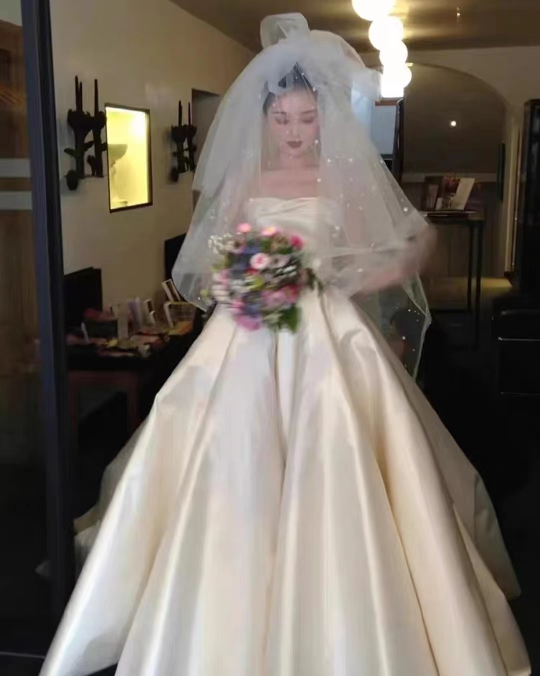 2025 sleeves dress elegant super handmade beading quality bridal all gownuxury strapless wedding gown