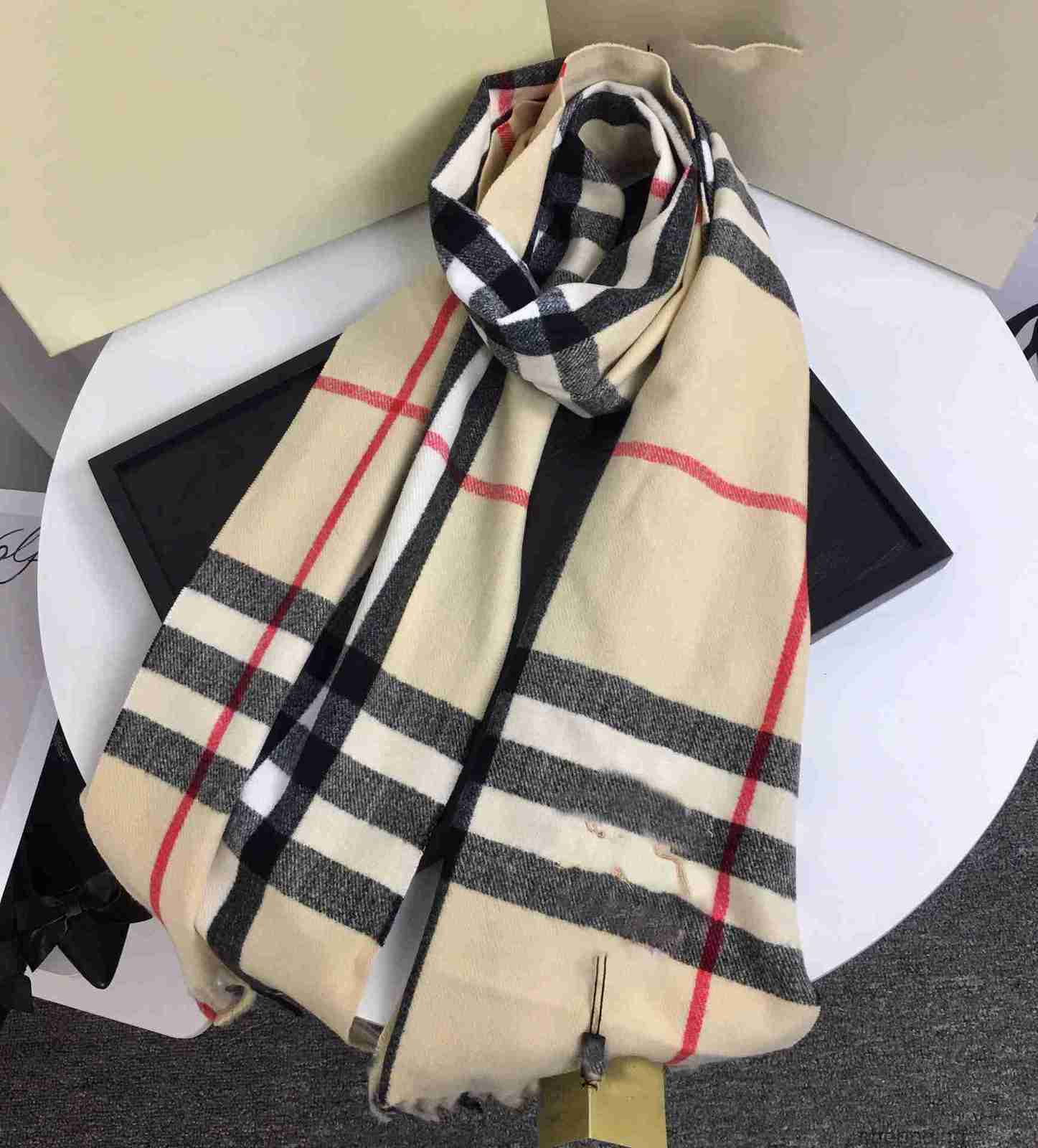 Winter Designer Scarf Fashion Luxury Cashmere Scarves Womens Scarfs Sciarpa Schal Echarpe Scarfes Soft Touch Warm Wraps Long Shawlsme67
Winter Designer Scarf Fashion Luxury Cashmere Scarves Womens Scarfs Sciarpa Schal Echarpe Scarfes Soft Touch Warm Wraps Long Shawlsme67