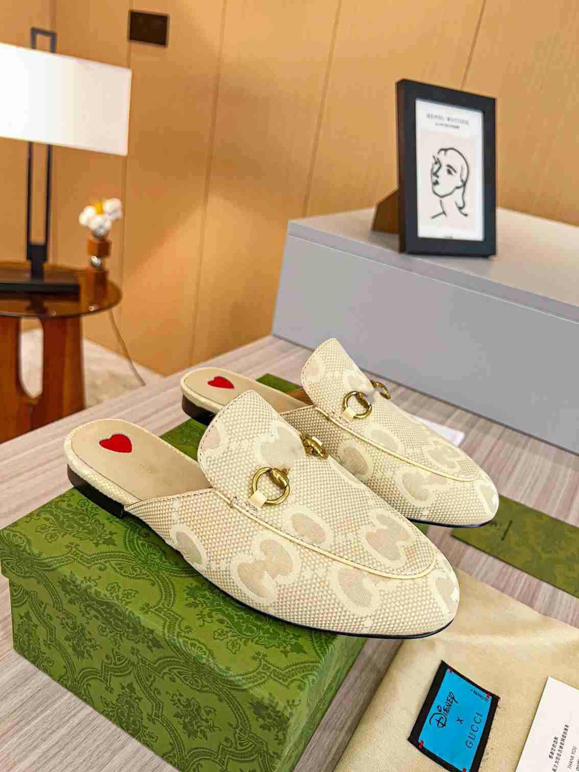 Designer luxury sandals flats shoes mules slippers leather flip flops thongs fashion lady G Horsebit women's jumbo G princetown slipper slide size 35-42, #2
Designer luxury sandals flats shoes mules slippers leather flip flops thongs fashion lady G Horsebit women's jumbo G princetown slipper slide size 35-42, #2