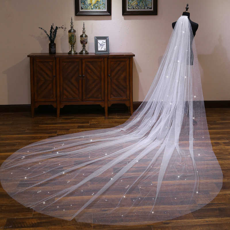 Tiaras Flower 3M One Layer Long Wedding Veil Luxurious Veil for Bride With Comb velos de novia Z0408
Tiaras Flower 3M One Layer Long Wedding Veil Luxurious Veil for Bride With Comb velos de novia Z0408