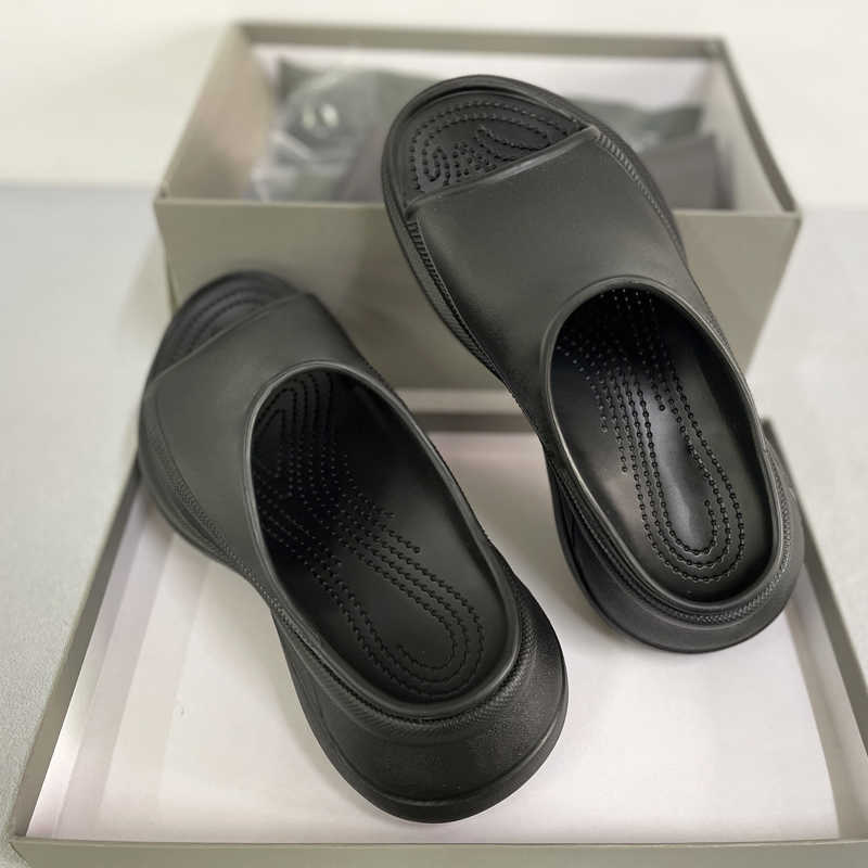 Designer Slipper Poolcroc Slides Sandals Green Pink Yellow White Black Rubber 5cm Thick Bottom Shoes For Women Size 35-42 With Box NO445
Designer Slipper Poolcroc Slides Sandals Green Pink Yellow White Black Rubber 5cm Thick Bottom Shoes For Women Size 35-42 With Box NO445