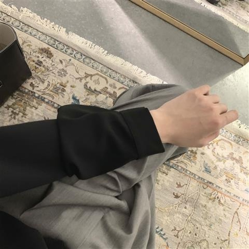 Men's Casual Shirts Korean Fashion Spring All-match Men Shirt Quality Chiffon Button Up Long Sleeve Casual Solid Color Loose Men Dress Shirt 2305