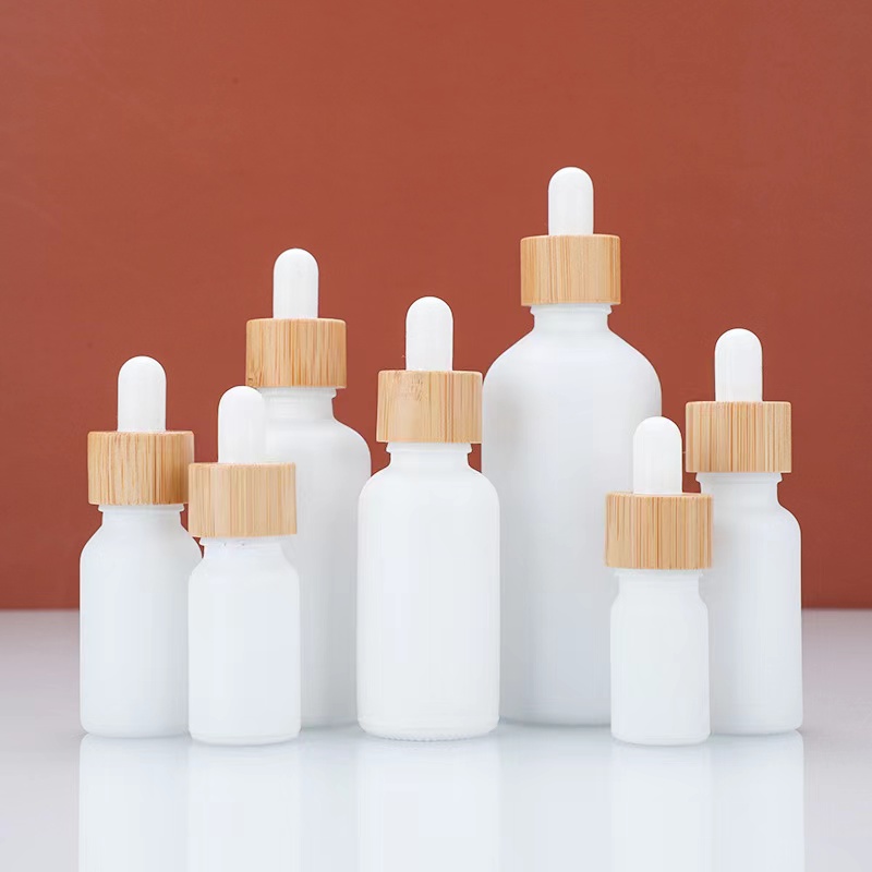 White Porcelain Glass Essential Oil Bottles Skin Care Serum Dropper Bottle with Bamboo Pipette 10ml 15ml 20ml 30ml 50ml 100ml