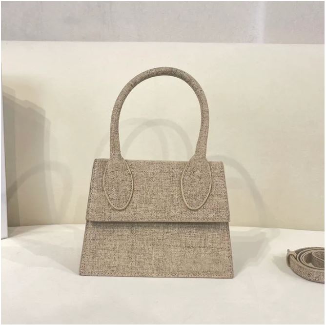 Designer Bag Le Bambino chiquito Bag Vintage Underarm Suede One Shoulder Luxury Handheld purse, Black 20cm
Designer Bag Le Bambino chiquito Bag Vintage Underarm Suede One Shoulder Luxury Handheld purse, Black 20cm
