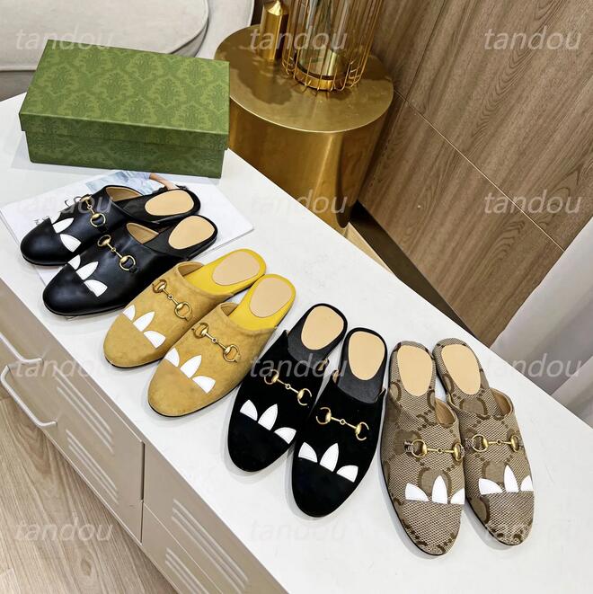 Clover Sandals Mules Designer Double G Joint Platform Slippers Women Slides Classic Suede Summer Open Toe Sandal Embossed Size 35-40, Color 15
Clover Sandals Mules Designer Double G Joint Platform Slippers Women Slides Classic Suede Summer Open Toe Sandal Embossed Size 35-40, Color 15