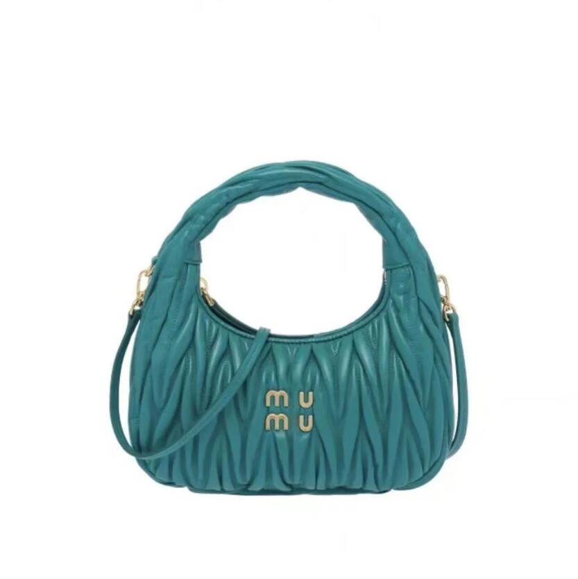 Luxury Classic hobo underarm bag Genuine Leather Miu Wander Matelasse women's mens Designer purses clutch with shoulder strap tote Crossbody handbags bags Wallets
Luxury Classic hobo underarm bag Genuine Leather Miu Wander Matelasse women's mens Designer purses clutch with shoulder strap tote Crossbody handbags bags Wallets