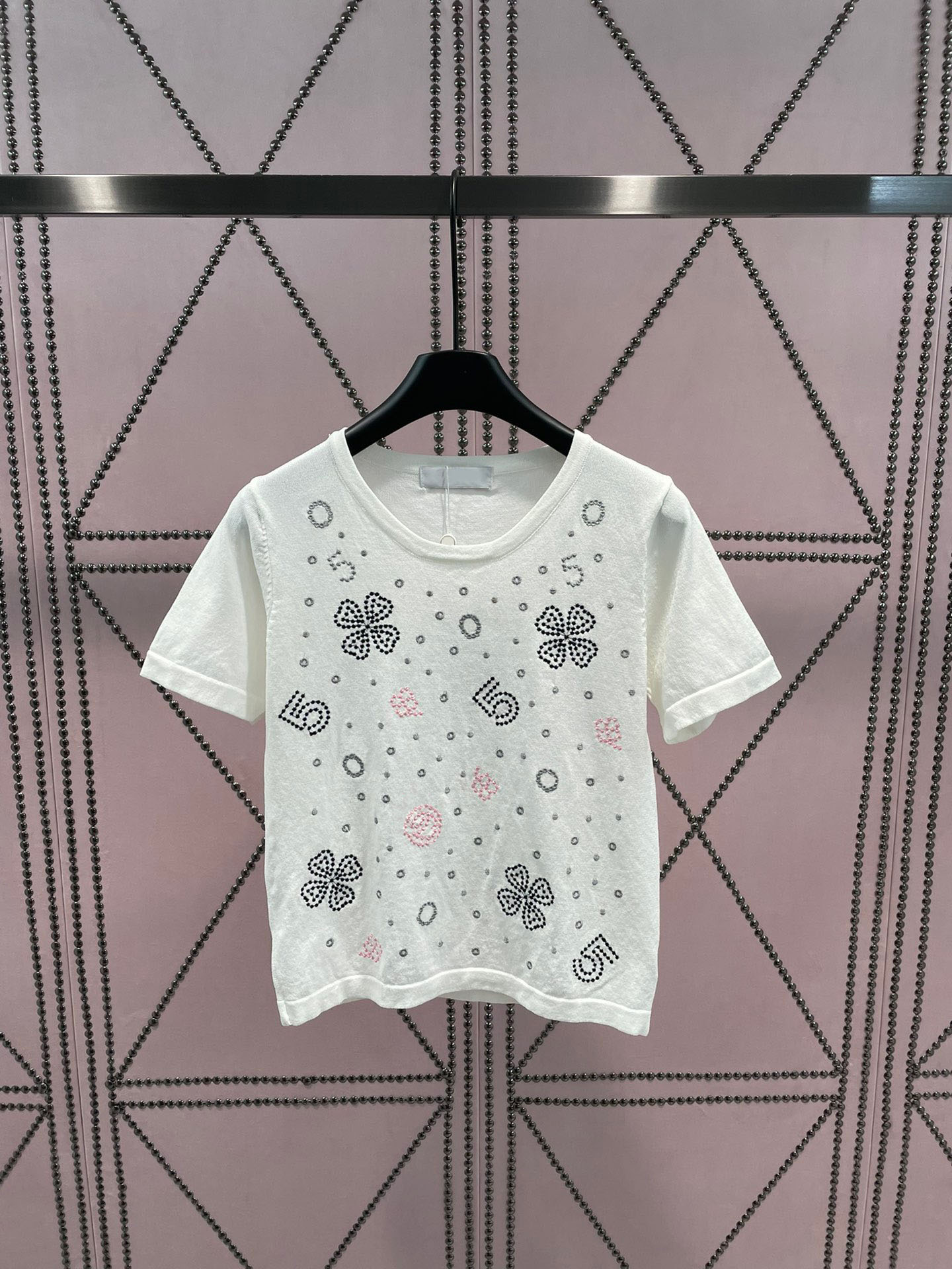 2023 Runway Designer Summer Sequin Pattern Knitting Ladies Sweaters Fashion Short Sleeve Casual O-Neck Women Pullover Jumper, White
2023 Runway Designer Summer Sequin Pattern Knitting Ladies Sweaters Fashion Short Sleeve Casual O-Neck Women Pullover Jumper, White