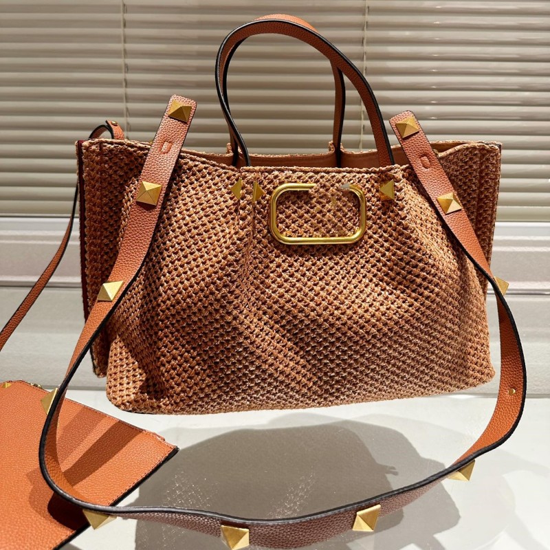 V brand Rivet Designer Luxury Tote Bags Lady Handbags Woman Shoulder bags Cross body Card Holder Classic Wholesale purses leather shopping bag rock stud, Grey
V brand Rivet Designer Luxury Tote Bags Lady Handbags Woman Shoulder bags Cross body Card Holder Classic Wholesale purses leather shopping bag rock stud, Grey