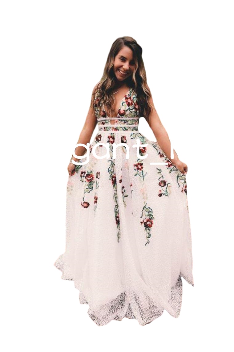 Bohemian Beach Embroidery Rose Wedding Dresses 2023 Sexy V-neck Backless Full Lace Western Country Bridal Reception Gown