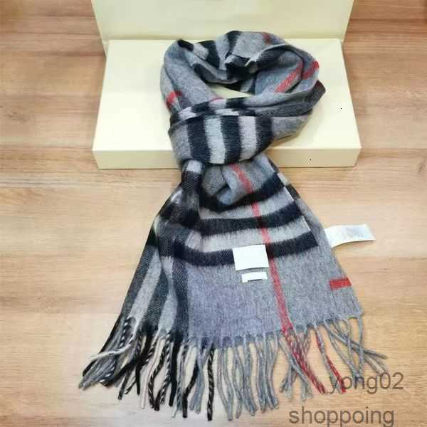 Winter 100% Cashmere Designer Scarf High-grade Soft Thick Fashion Mens Womens Luxury Scarves Neutral Classic Plaid Large Cape07fckyeu
Winter 100% Cashmere Designer Scarf High-grade Soft Thick Fashion Mens Womens Luxury Scarves Neutral Classic Plaid Large Cape07fckyeu
