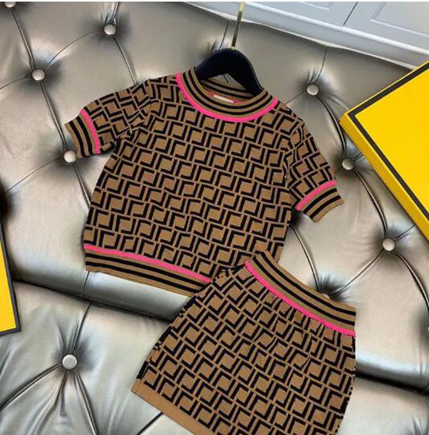 NEWest Kids Clothing Girls F Designer skirt And O neck Shirt Set Baby girls Clothes Children Tracksuit Full Letter Summer Outfit Kid Top Tees And skirts, Brown
NEWest Kids Clothing Girls F Designer skirt And O neck Shirt Set Baby girls Clothes Children Tracksuit Full Letter Summer Outfit Kid Top Tees And skirts, Brown