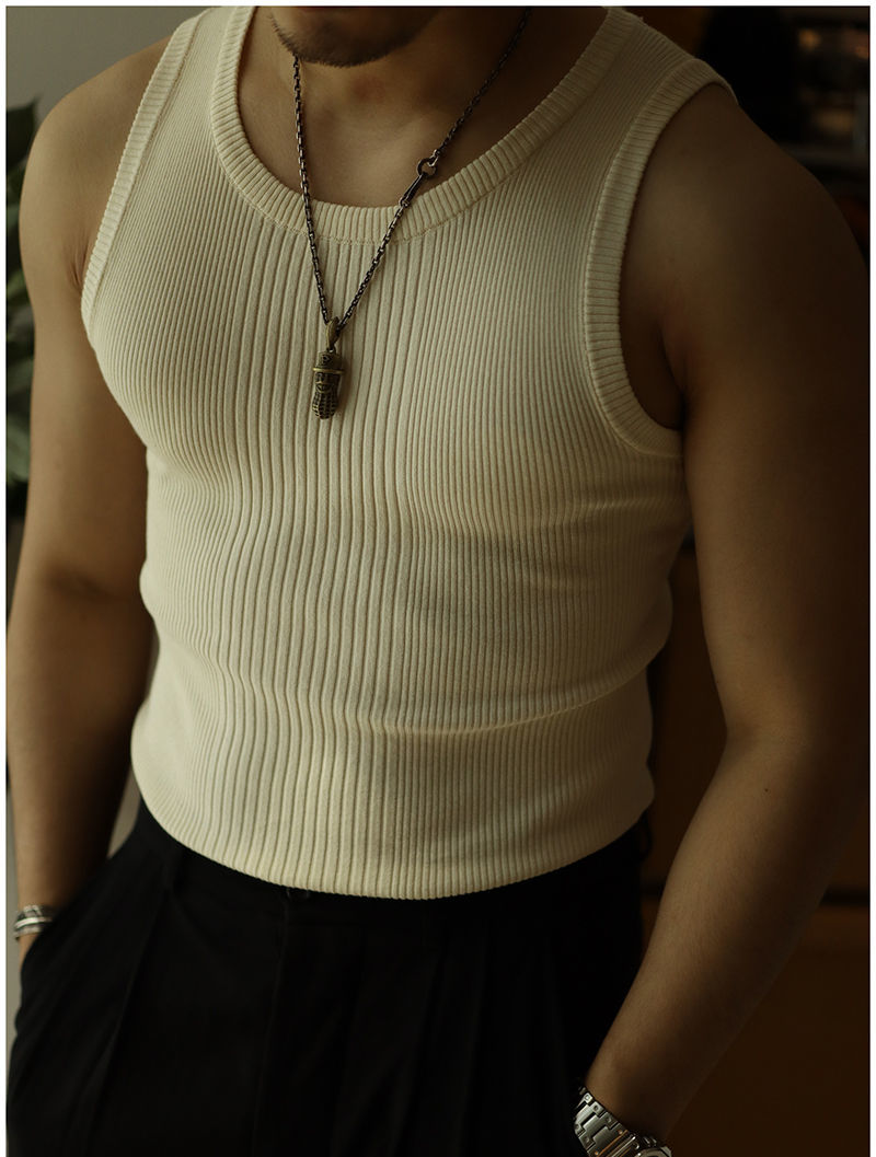 Inner Bottoming Men's Sweater Vest Cotton Gentleman American Retro Casual O-Neck Knitted Vest Slim Summer Korean Clothes
Inner Bottoming Men's Sweater Vest Cotton Gentleman American Retro Casual O-Neck Knitted Vest Slim Summer Korean Clothes