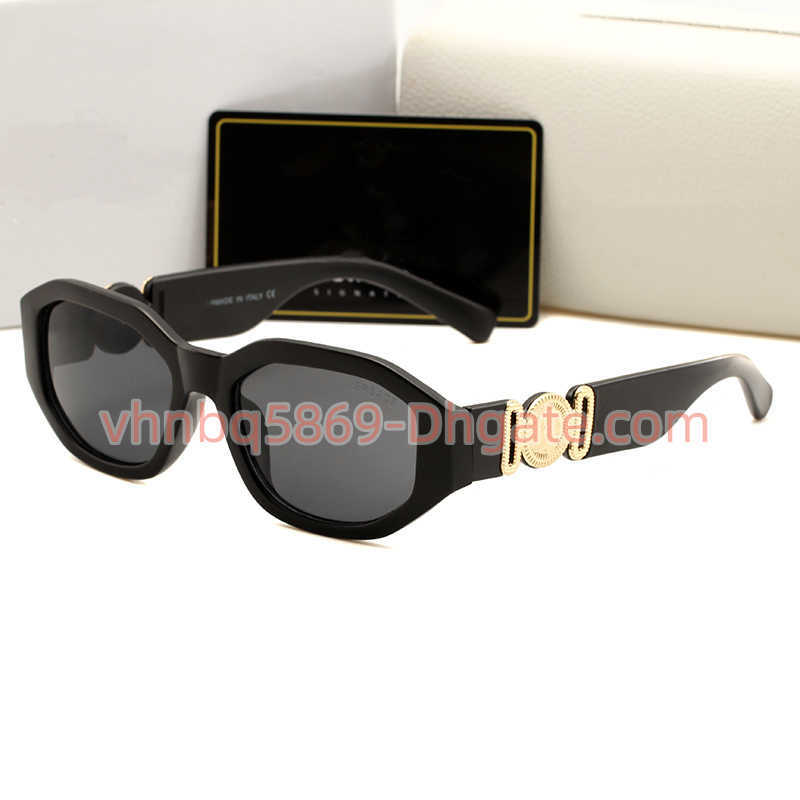wholesale Luxury Sunglasses For Man Woman Unisex Designer Goggle Beach Sun Glasses Retro Small Frame Luxury Design UV400
wholesale Luxury Sunglasses For Man Woman Unisex Designer Goggle Beach Sun Glasses Retro Small Frame Luxury Design UV400