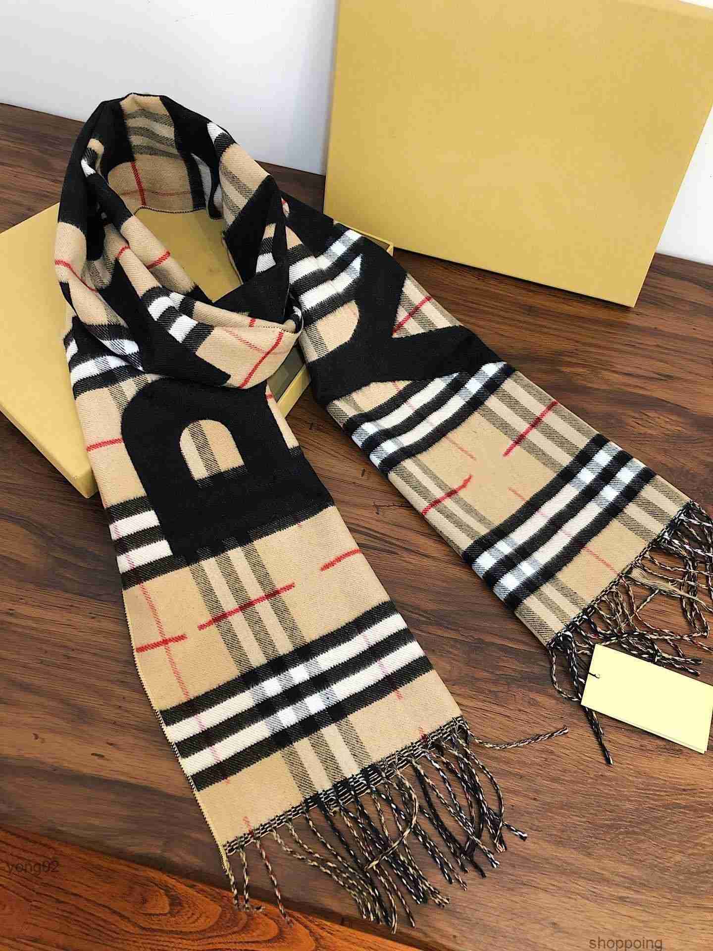 2022 New Top Brand Designer Scarf Women Men 100% Double Sided Cashmere Large Letter b Stripe Autumn and Winter Warm Size 180x33cmwow2
2022 New Top Brand Designer Scarf Women Men 100% Double Sided Cashmere Large Letter b Stripe Autumn and Winter Warm Size 180x33cmwow2