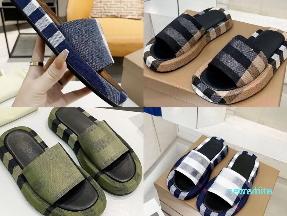 slippers Men's and Women's couple Style Sandals Designer Sandals Indoor and Outdoor Summer Checkered Comfort Flat Slippers, As shown in the picture
slippers Men's and Women's couple Style Sandals Designer Sandals Indoor and Outdoor Summer Checkered Comfort Flat Slippers, As shown in the picture