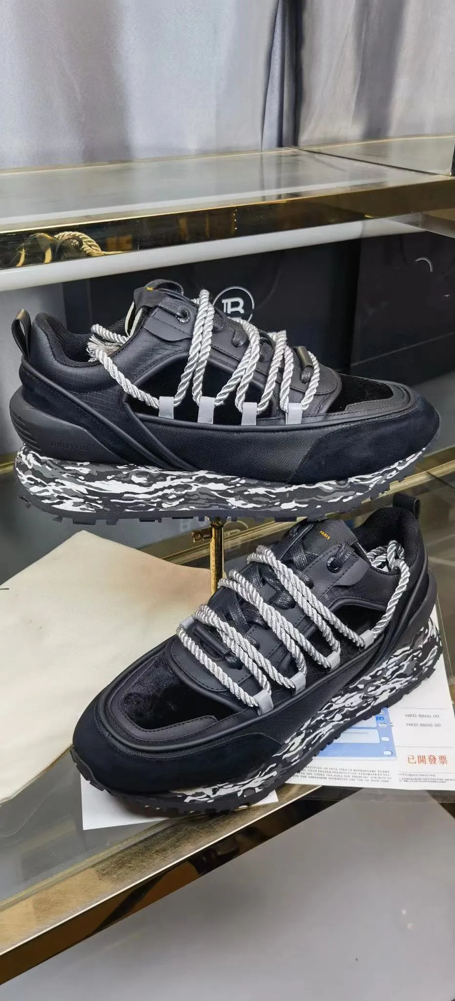 Luxury design spring and summer board shoes leisure sports casual shoes men and women with cowhide material