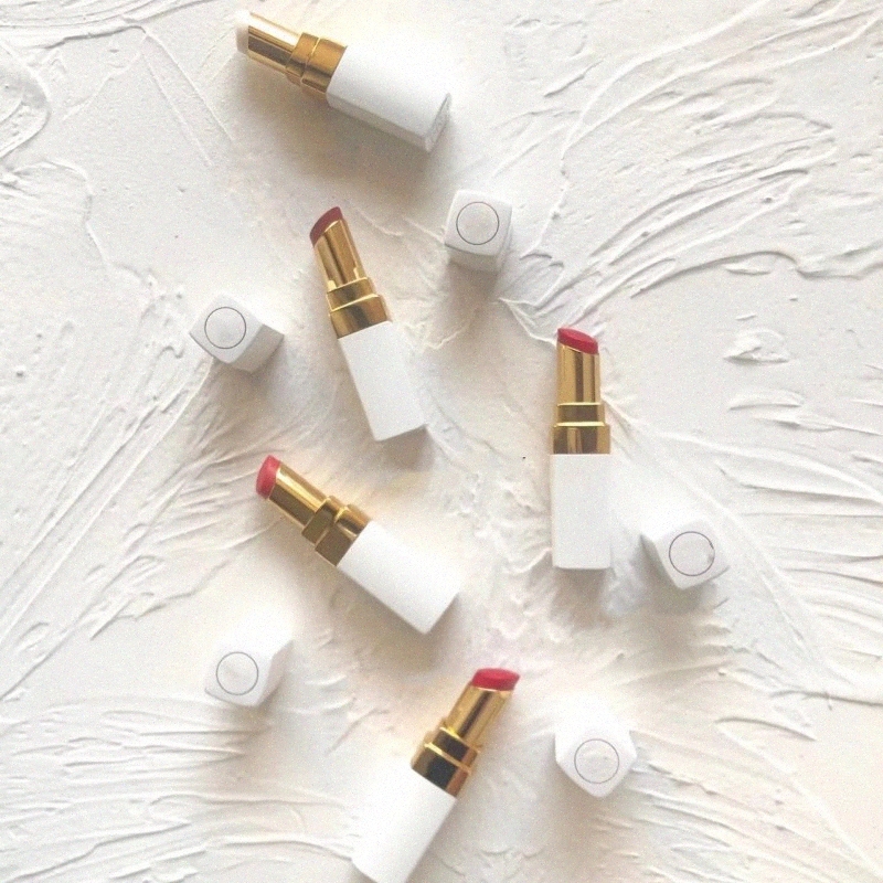Small white tube Lipsticks Nourishing Lip Care Colour Lipstick Recommend 930 Sweet Time j6Gp#
Small white tube Lipsticks Nourishing Lip Care Colour Lipstick Recommend 930 Sweet Time j6Gp#