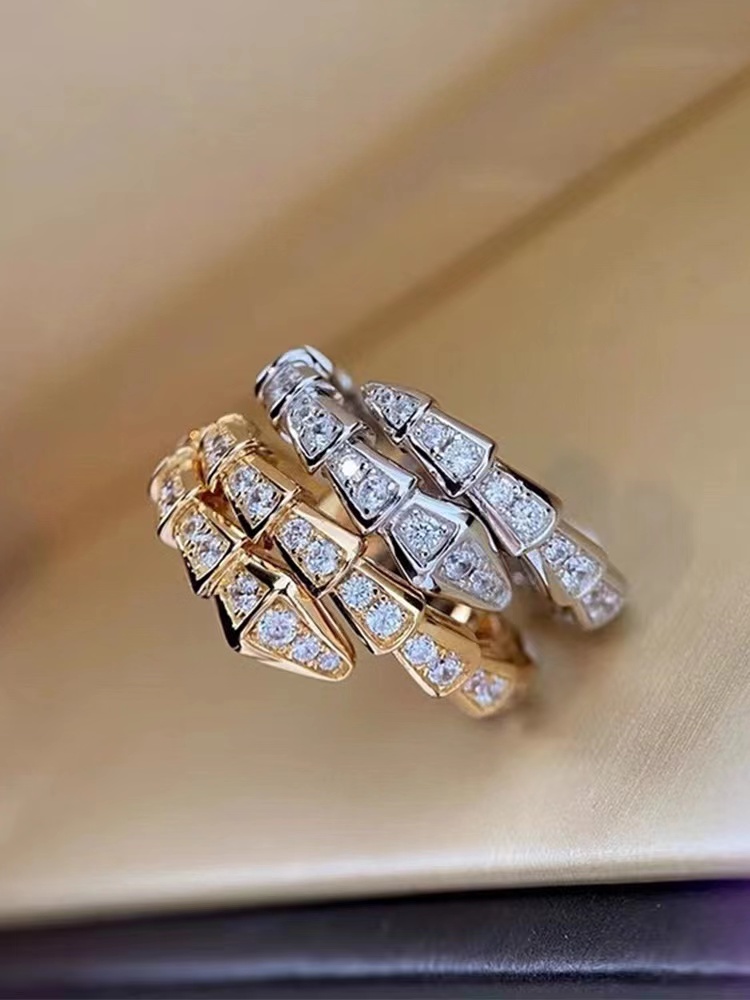New men's and women's wide and narrow version of the open ring easy deformation silver plated light diamond-inlaid pattern case ring
New men's and women's wide and narrow version of the open ring easy deformation silver plated light diamond-inlaid pattern case ring