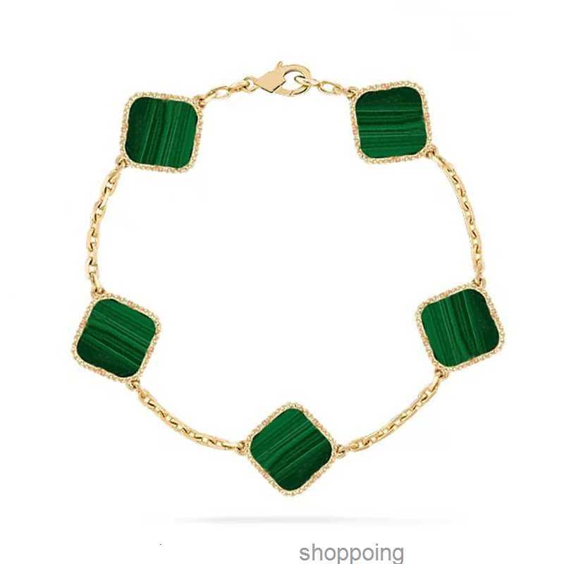 Vintage Alhambras Clover Bracelet High Quality Not Fade 18 Styles Mens Tennis Designer for Women Wedding Giftkaca
Vintage Alhambras Clover Bracelet High Quality Not Fade 18 Styles Mens Tennis Designer for Women Wedding Giftkaca