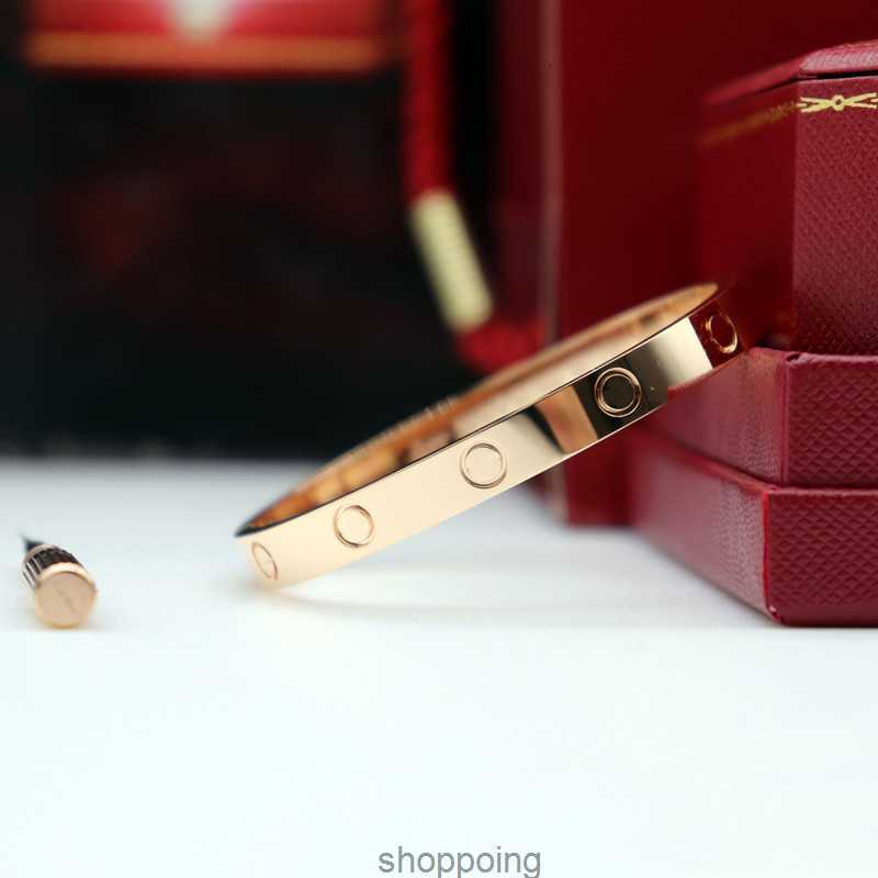 Ca Designer High End Luxury Screwdriver Love Bracelet Classic Fashion Unisex Stainless Plated 18k Gold Jewelry Christmas Party Wedding Giftsn0wv
Ca Designer High End Luxury Screwdriver Love Bracelet Classic Fashion Unisex Stainless Plated 18k Gold Jewelry Christmas Party Wedding Giftsn0wv