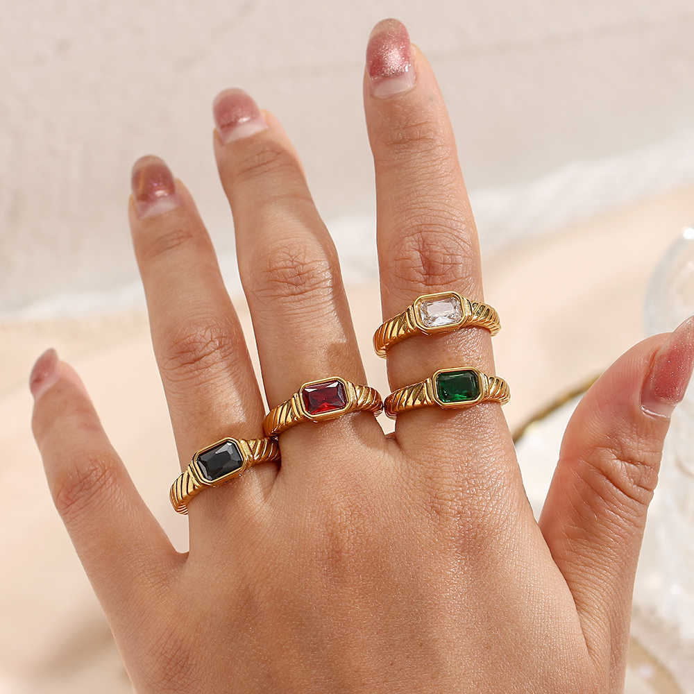 Band Rings 2021 New Thin Ring Band Texture Engraved Small Square 3A Cubic Zirconia Stone Ring Blk White Green Red Gemstone Ring J230517