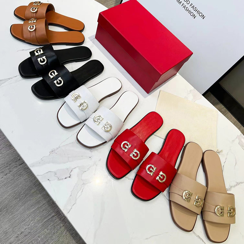 Designer luxury dress Shoes Brand Slippers Comfortable Mule slide shoes Chunky block slide up peep-toe fashion street metal buckle style sandals Women's flip-flops
Designer luxury dress Shoes Brand Slippers Comfortable Mule slide shoes Chunky block slide up peep-toe fashion street metal buckle style sandals Women's flip-flops