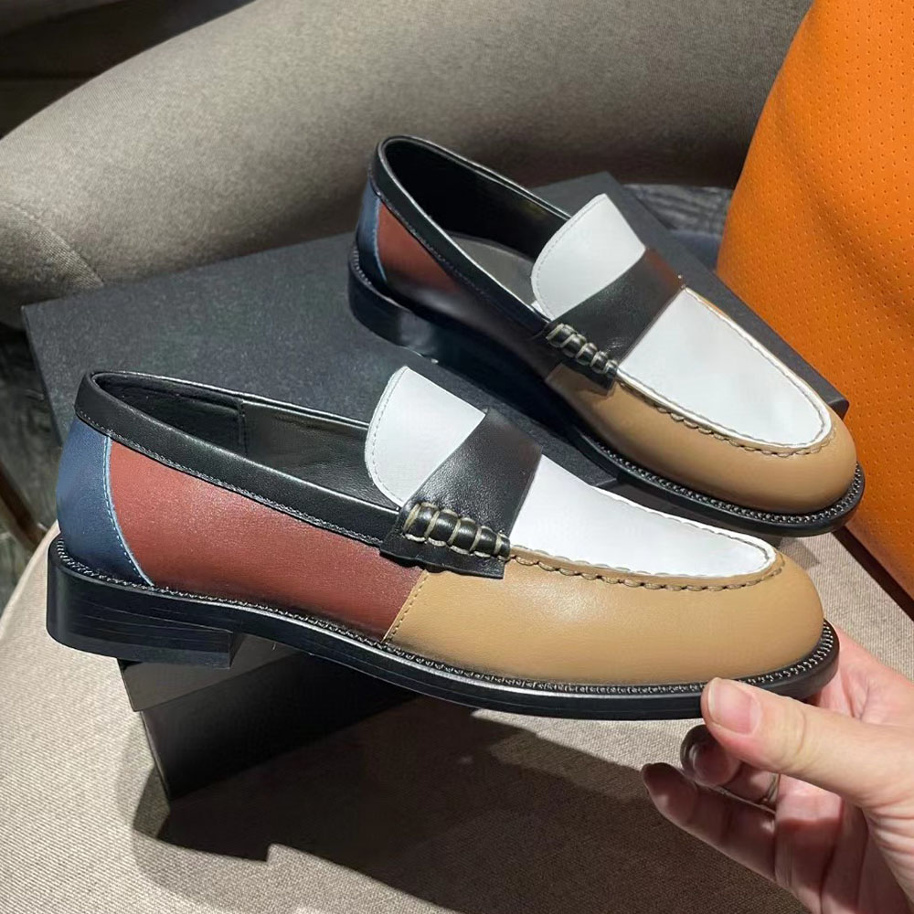 Classic Womens Dress shoes Quality Leather Flat Shoe Business Formal loafers Designers buckle round toes Flat heel Leisure comfort Four seasons women shoe, Khaki
Classic Womens Dress shoes Quality Leather Flat Shoe Business Formal loafers Designers buckle round toes Flat heel Leisure comfort Four seasons women shoe, Khaki