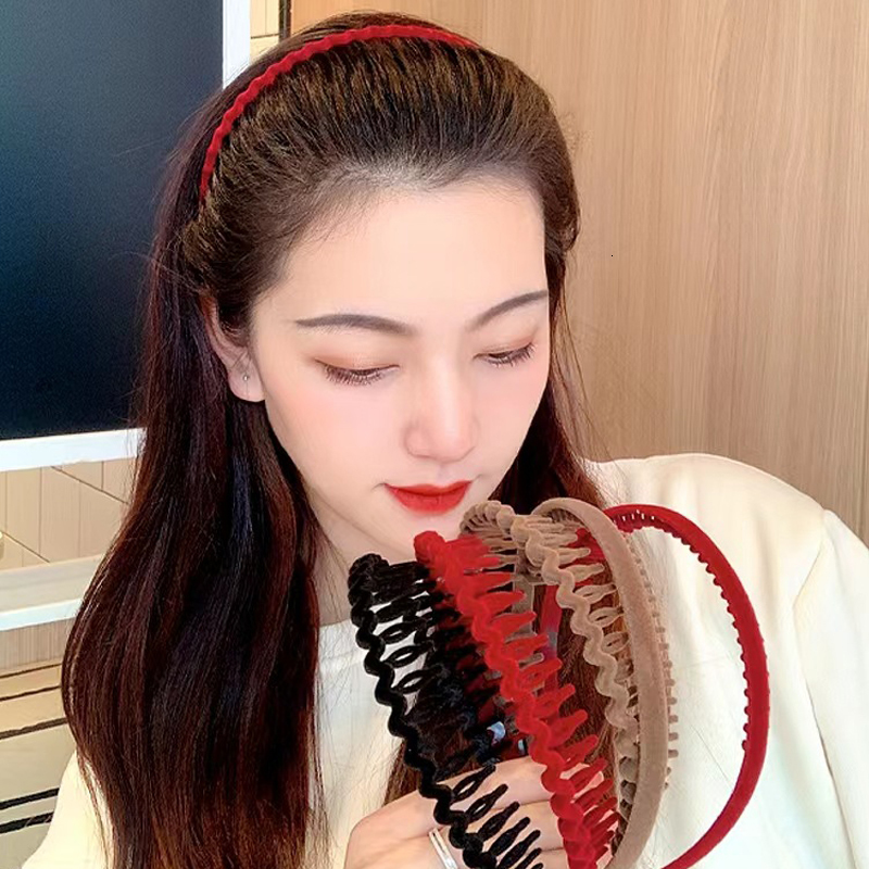 Hair Rubber Bands Simple Flocking Hair Band Womens Autumn And Winter Velvet Pressed Shampoo Headband Toothed Anti Slip Hairpins Headwear 230517