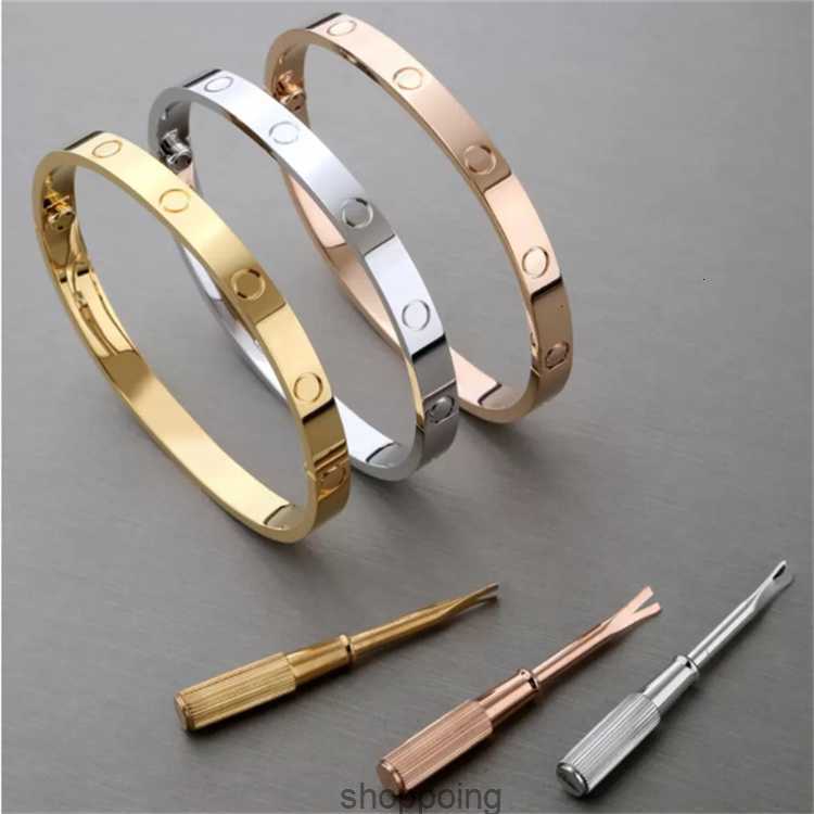 Fashion Customized Bangles Designer Jewellery Couple Paired Prom Bracelets Simple Vintage Jewelry Exquisite Accessories Inspired Matchingqnpv
Fashion Customized Bangles Designer Jewellery Couple Paired Prom Bracelets Simple Vintage Jewelry Exquisite Accessories Inspired Matchingqnpv
