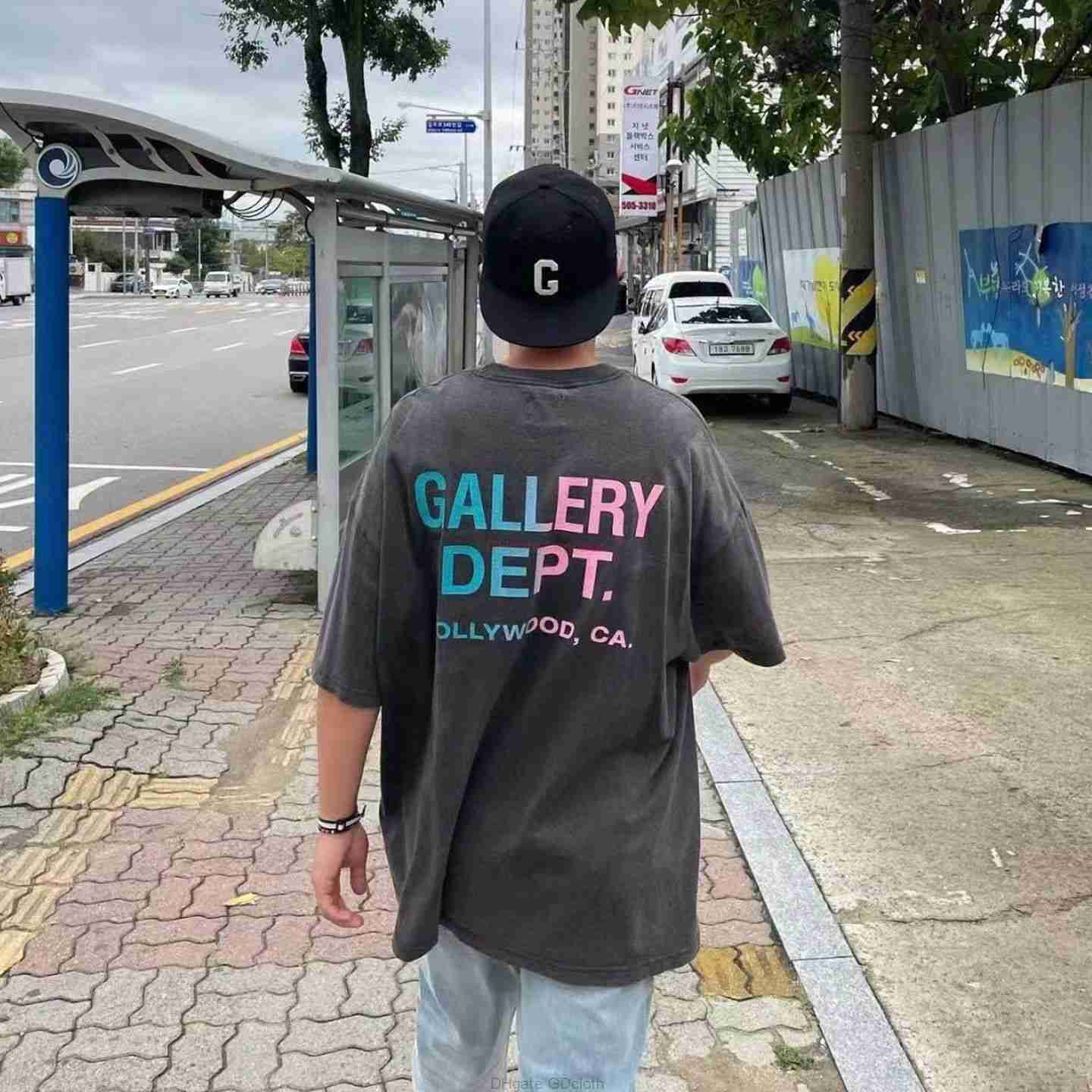 Designer Fashion Clothing Tees Tshirt the Correct Version of Galleryes Depts Phantom Letter Printing Short Sleeve High Street Washed Old Round Neck T-shirt Couple, Wash black
Designer Fashion Clothing Tees Tshirt the Correct Version of Galleryes Depts Phantom Letter Printing Short Sleeve High Street Washed Old Round Neck T-shirt Couple, Wash black