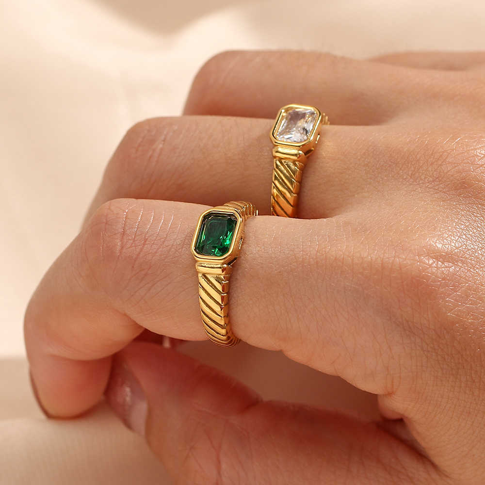 Band Rings 2021 New Thin Ring Band Texture Engraved Small Square 3A Cubic Zirconia Stone Ring Blk White Green Red Gemstone Ring J230517
