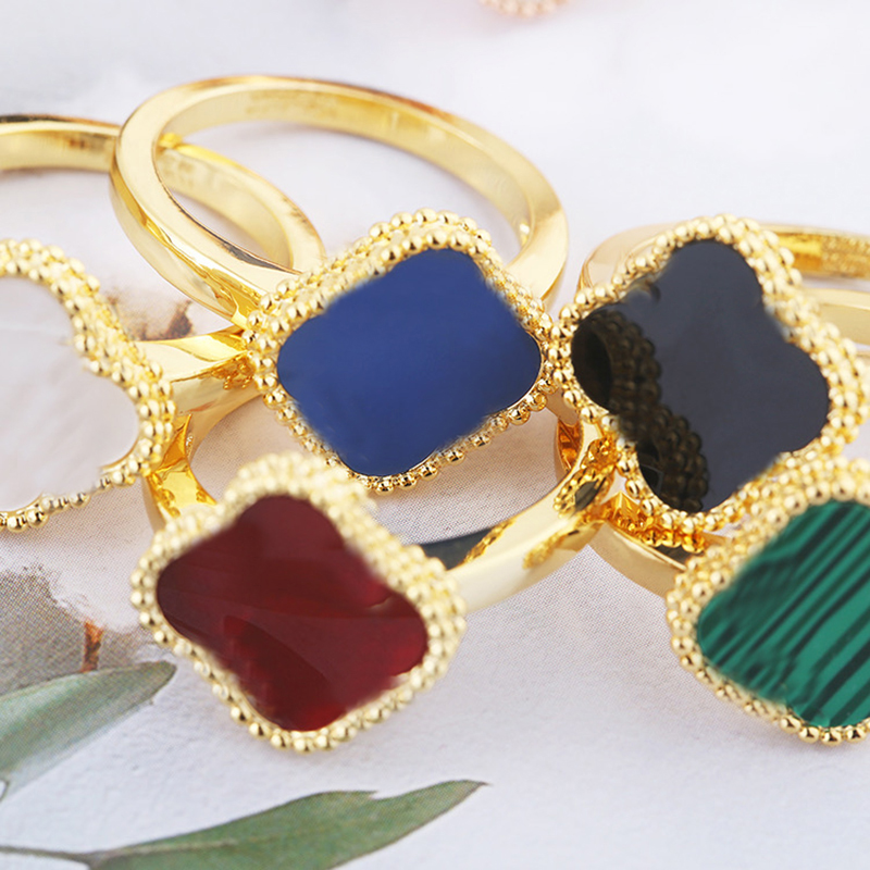 Luxury designer rings Rings 6-9 size Personalized four-leaf clover shape Fashion versatile unisex temperament rings High-end luxury fashion minimalism
Luxury designer rings Rings 6-9 size Personalized four-leaf clover shape Fashion versatile unisex temperament rings High-end luxury fashion minimalism