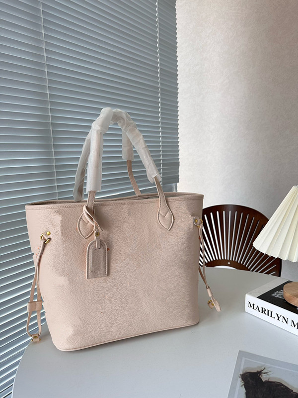 Designer shoulder bags Luxury handbag crossbody bag Best quality bags Fashion Shopping bag for women Classic chain bag the tote bag, Box
Designer shoulder bags Luxury handbag crossbody bag Best quality bags Fashion Shopping bag for women Classic chain bag the tote bag, Box