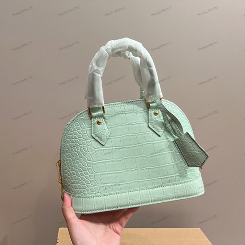 Luxurys designer shell bag Embroidery thread Embossing Genuine Leather Classic Ladies handbag Women cossbody purse handbags shoulder bags wallet tote, Pink
Luxurys designer shell bag Embroidery thread Embossing Genuine Leather Classic Ladies handbag Women cossbody purse handbags shoulder bags wallet tote, Pink