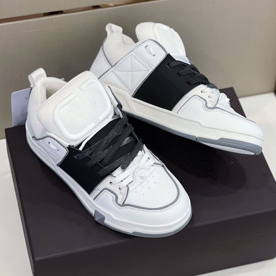 Design brand sneaker open skate calfskin fashion casual sneaker B22 European vintage coach thick sole match color Willow Ding sneaker
Design brand sneaker open skate calfskin fashion casual sneaker B22 European vintage coach thick sole match color Willow Ding sneaker