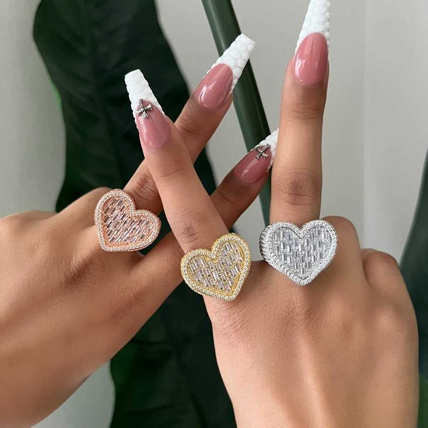Band Rings Us Size 6 7 8 9 Top Quality 5A CZ Heart Shaped Women Finger Ring Iced Out Bling Hip Hop Female Jewelry J230517