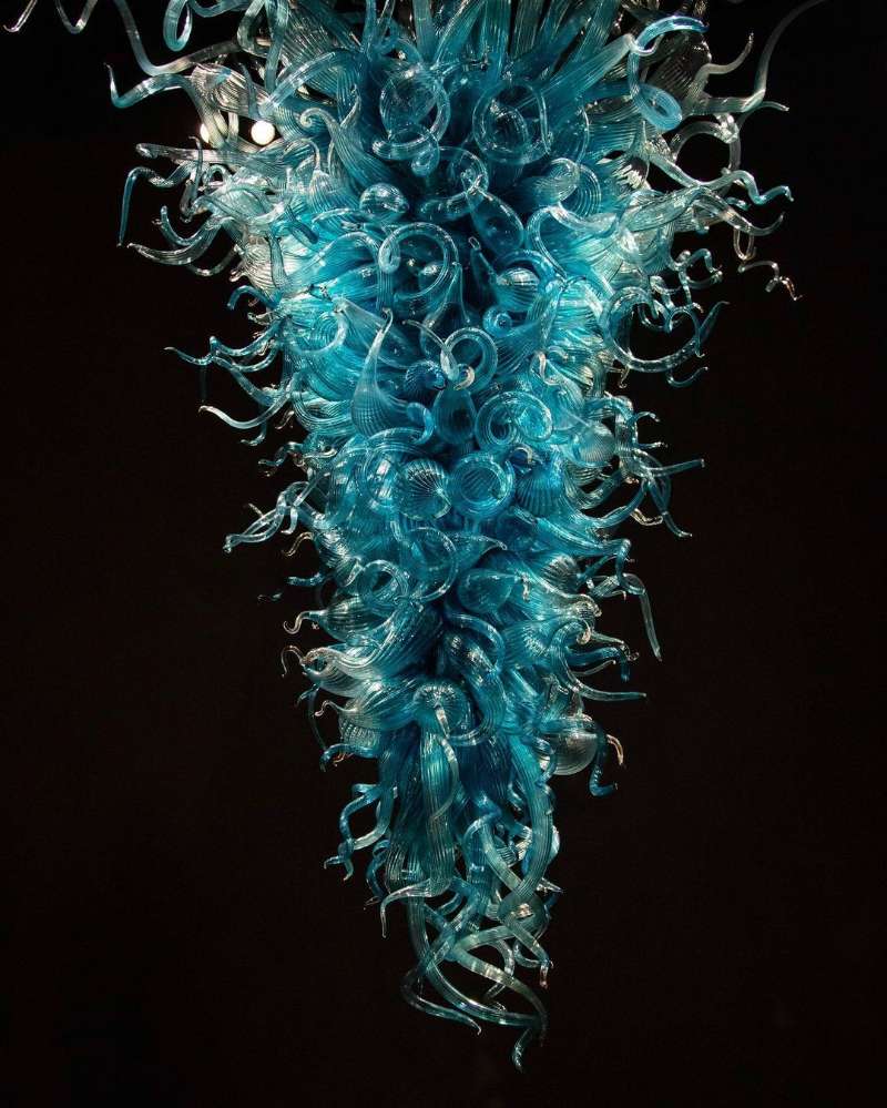 Living Room Modern Chandelier Lighting Cheap Blue Colored Hanging LED Murano Glass Pendant Lights
Living Room Modern Chandelier Lighting Cheap Blue Colored Hanging LED Murano Glass Pendant Lights