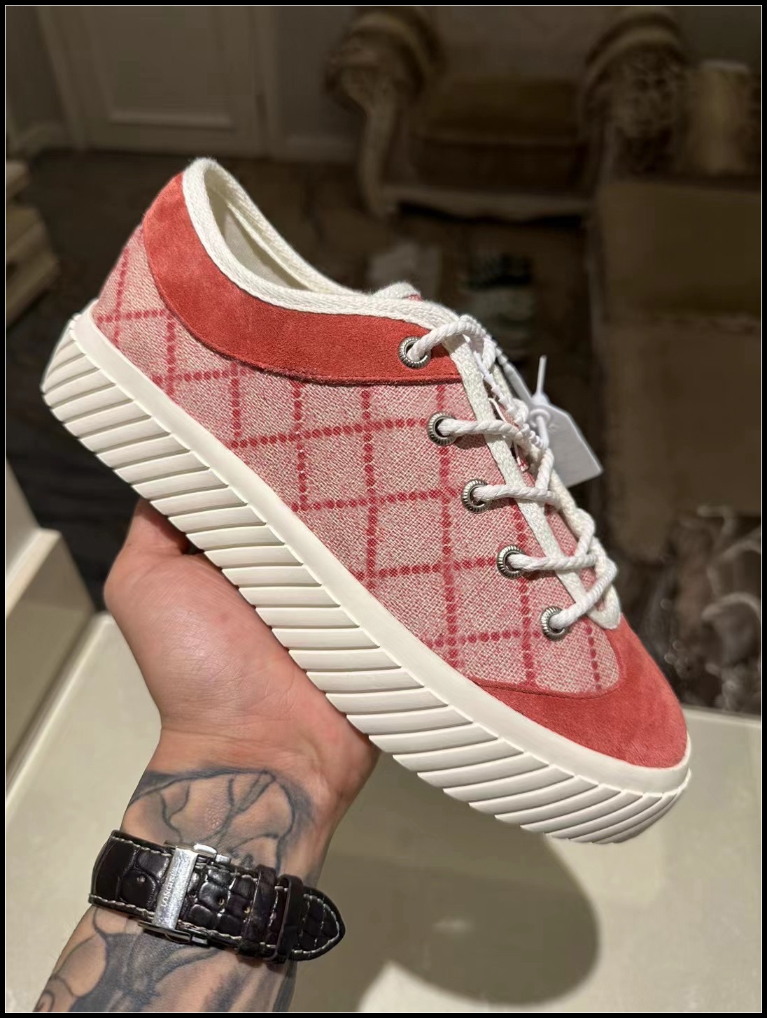 Casual Women Shoes 2023 Luxury Designers Sneakers Thick Bottom Classical Fashion Chaussures Luxury Velvet Suede White Rubber Sole, 13
Casual Women Shoes 2023 Luxury Designers Sneakers Thick Bottom Classical Fashion Chaussures Luxury Velvet Suede White Rubber Sole, 13