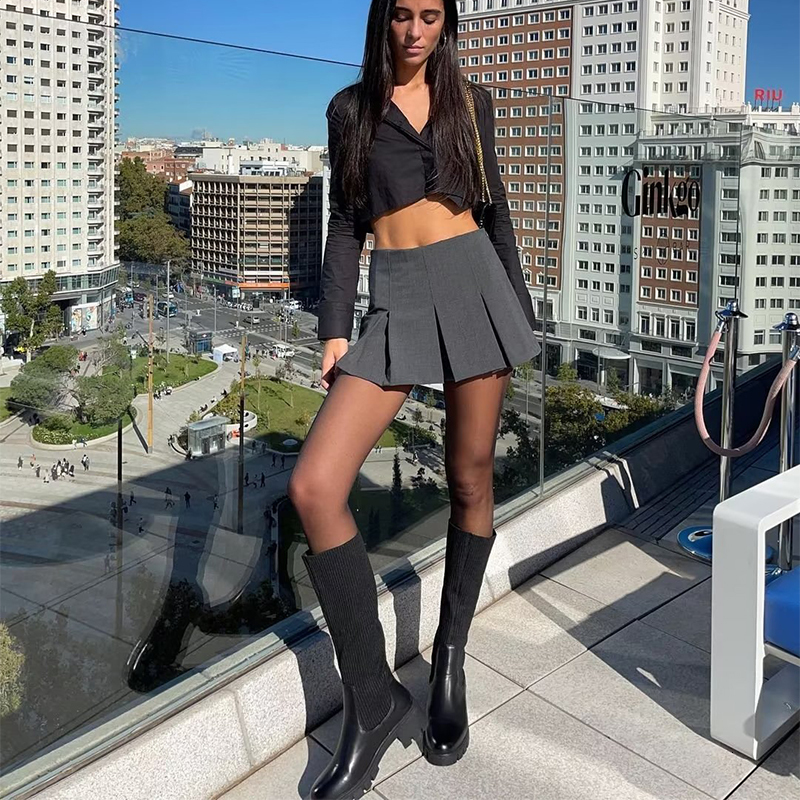Skirts NORPOJIN Black Gray Pleated Mini Skirt Skirts for Women Elegant High-waisted Skort Female Clothing 230518