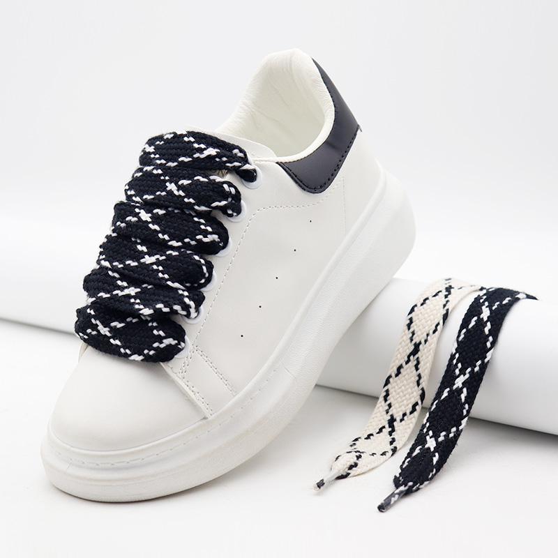 Two-tone Striped Single Layer Polyester Cotton Laces 2cm Wide Casual Laces Women High Quality Laces Custom Shoelacesum No Minim