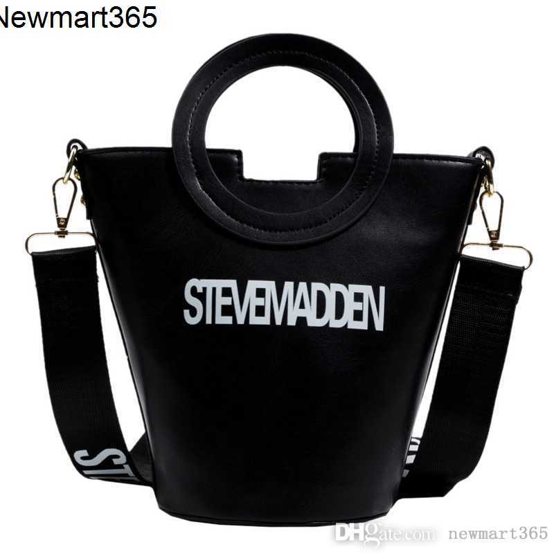 The Bucket Bag 2023 New Designer Women's Bag Fashion Texture One Shoulder Crossbody Bags, White
The Bucket Bag 2023 New Designer Women's Bag Fashion Texture One Shoulder Crossbody Bags, White