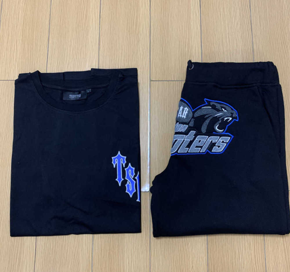 Advanced design cottons clothes Short Set Summer Men Trapstar London Shooters Women Embroidered T-Shirts Bottom Tracksuit Breathable design 87ess, White
Advanced design cottons clothes Short Set Summer Men Trapstar London Shooters Women Embroidered T-Shirts Bottom Tracksuit Breathable design 87ess, White