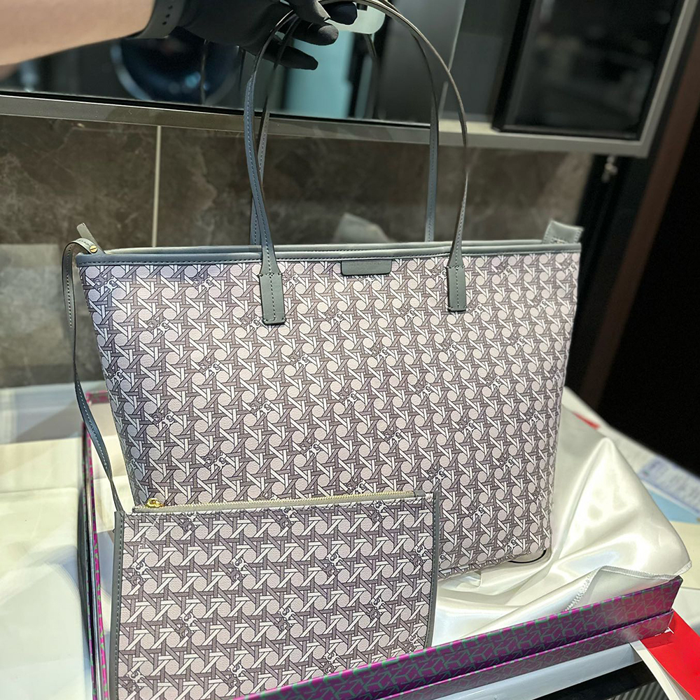 Classic Fashion Tote Bag Designer Bag Large Capacity Handbag Computer Bag Shopping Bag Travel Shoulder Bag Messenger Bag Wallet, Color8
Classic Fashion Tote Bag Designer Bag Large Capacity Handbag Computer Bag Shopping Bag Travel Shoulder Bag Messenger Bag Wallet, Color8