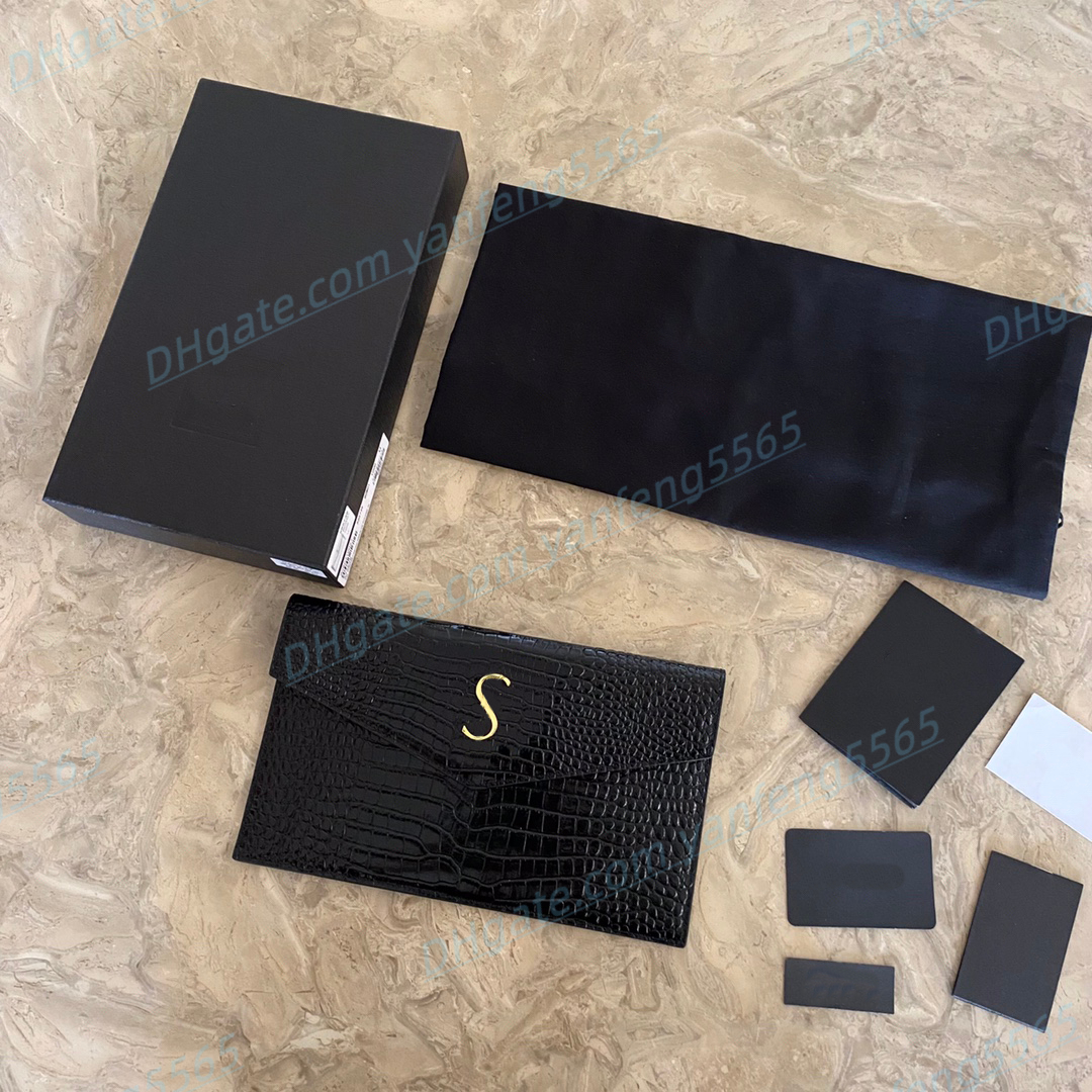luxury designer wallets purses famous Mens purses fashion coins purse card holder coin purse Crocodile stripe envelope clutch bags Tape box, Black crocodile pattern+silver buckle
luxury designer wallets purses famous Mens purses fashion coins purse card holder coin purse Crocodile stripe envelope clutch bags Tape box, Black crocodile pattern+silver buckle