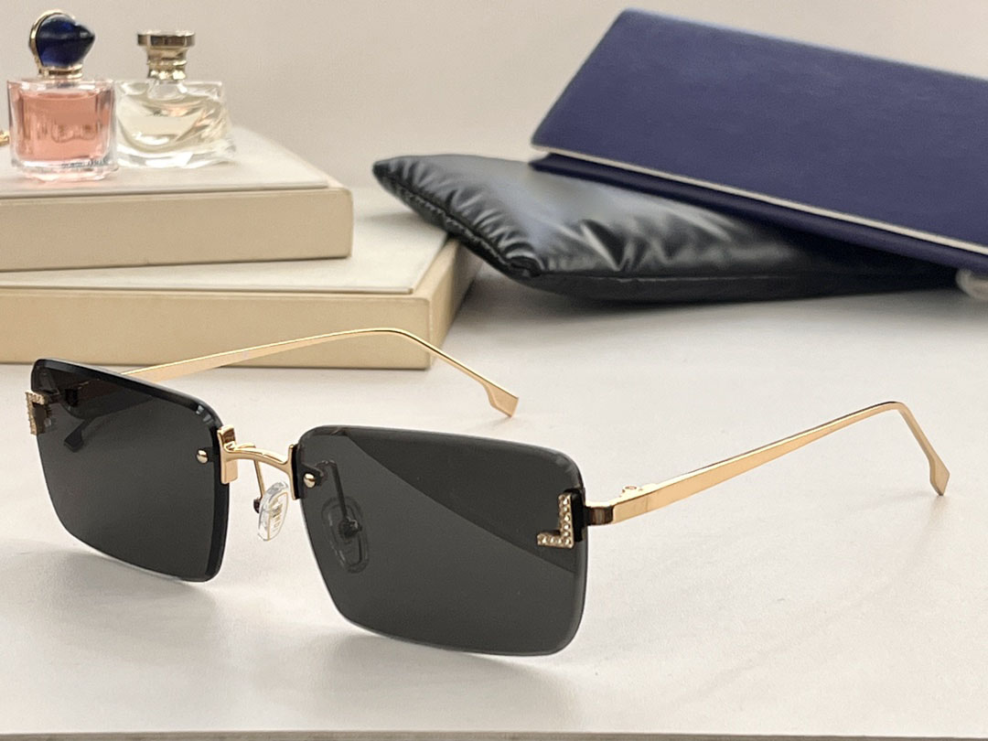 Womens Sunglasses For Women Men Sun Glasses Mens Fashion Style Protects Eyes UV400 Lens With Random Box And Case 4099S
Womens Sunglasses For Women Men Sun Glasses Mens Fashion Style Protects Eyes UV400 Lens With Random Box And Case 4099S