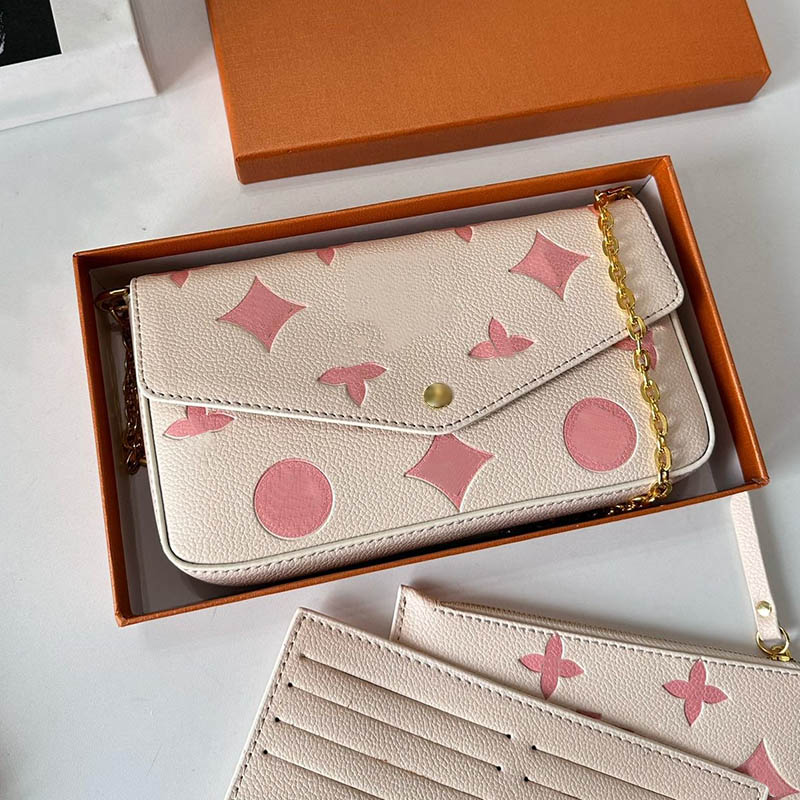 Embossed Women Crossbody Designer Bag Pattern Print Classic Flap Shoulder Bag Leather Quilted Fanny Pack Retro Luxury Handbag Evening Clutch Card Holder 21CM, Box
Embossed Women Crossbody Designer Bag Pattern Print Classic Flap Shoulder Bag Leather Quilted Fanny Pack Retro Luxury Handbag Evening Clutch Card Holder 21CM, Box