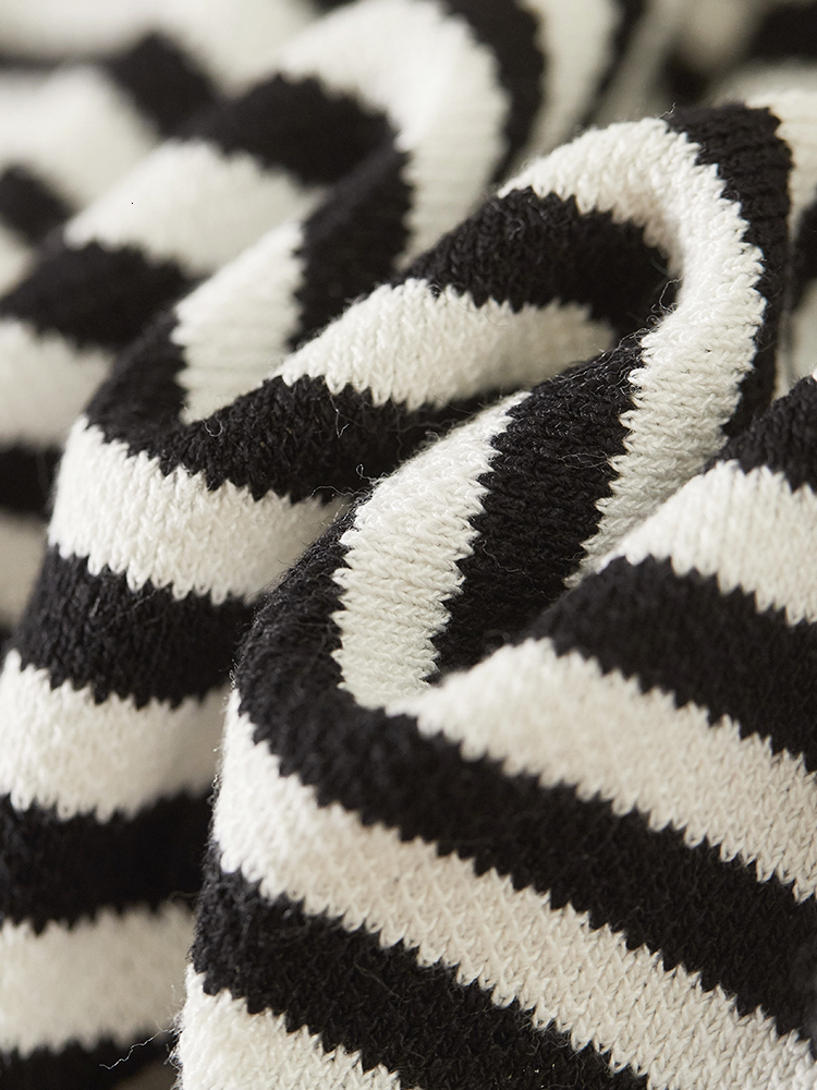 Camisoles Tanks Sentubila Knitted Camisole for Women Summer Sleeveless Striped Sexy Tank Tops Short Slim Outerwear Vest Basic Top W23I43524 230518